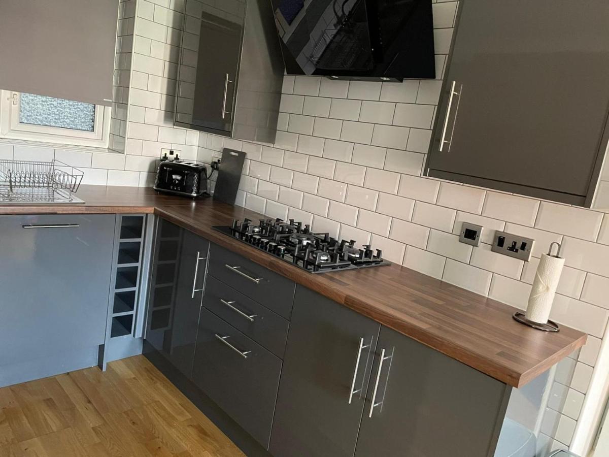 Central Hull Spacious Apartment H3 Kingston upon Hull Esterno foto